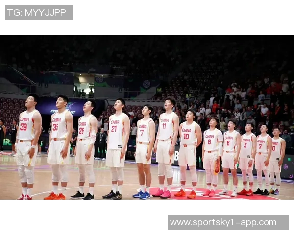 北京全运男篮热身赛大胜北控新外援雷吉佩里与西布龙首次亮相